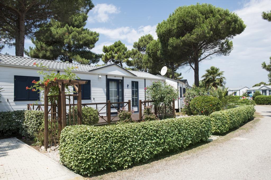 Domaine Les Muriers Hotel Vendres Room photo